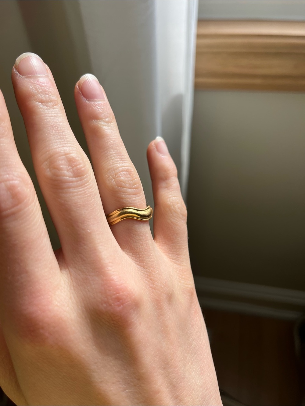 Wolf Circus - Gold Wavy Band Ring